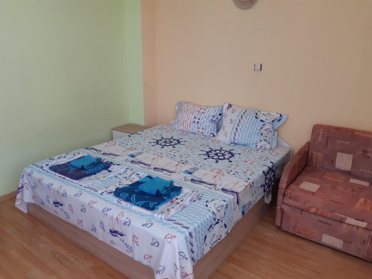 Kazlarov Guest House Kiten  Esterno foto