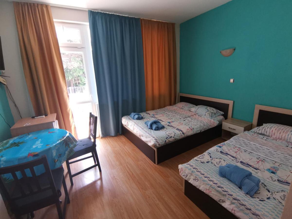 Kazlarov Guest House Kiten  Esterno foto