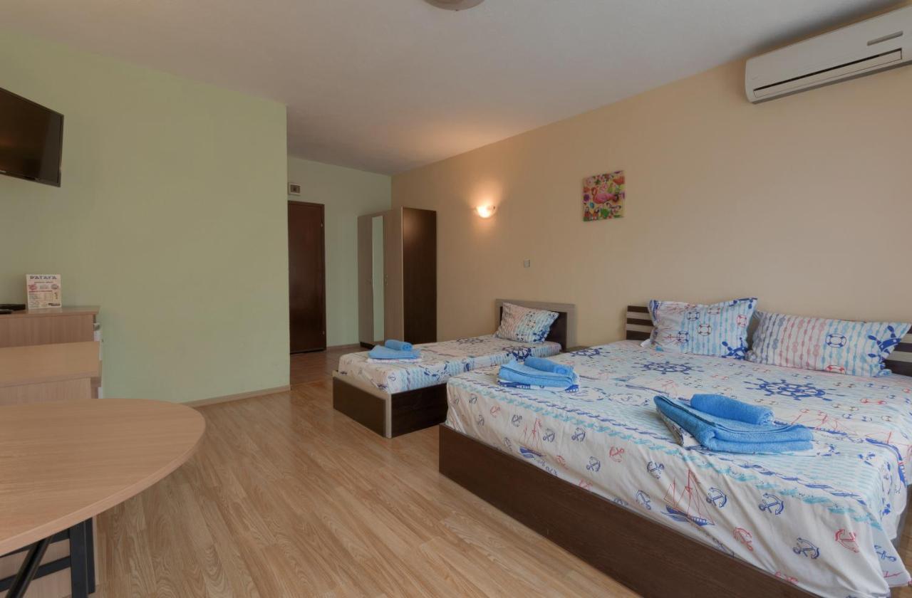 Kazlarov Guest House Kiten  Esterno foto