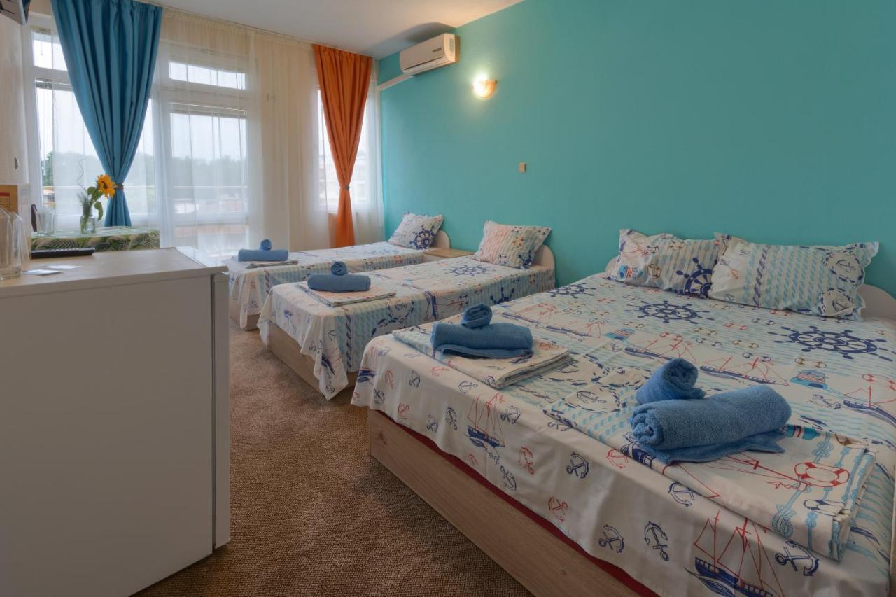 Kazlarov Guest House Kiten  Esterno foto