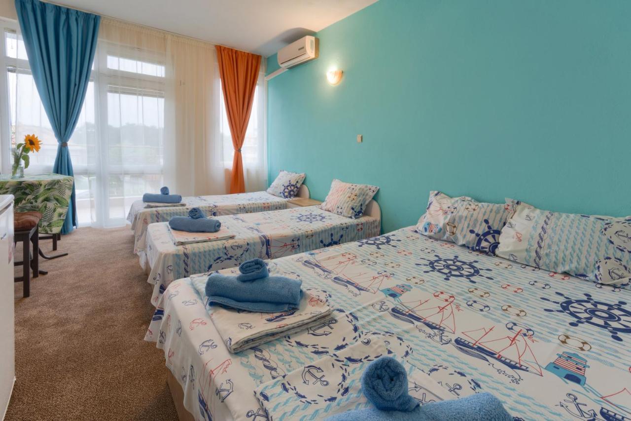 Kazlarov Guest House Kiten  Esterno foto
