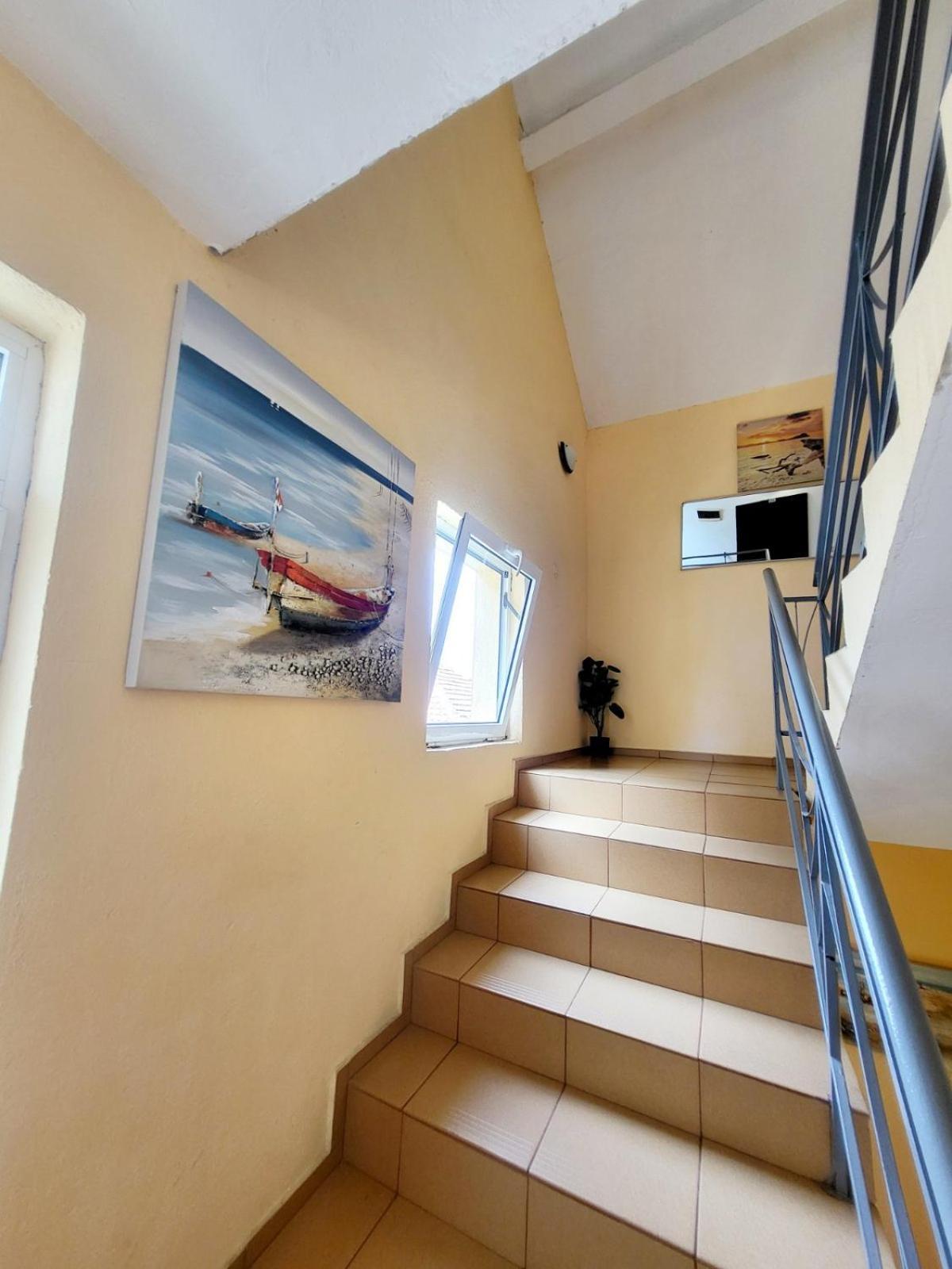 Kazlarov Guest House Kiten  Esterno foto