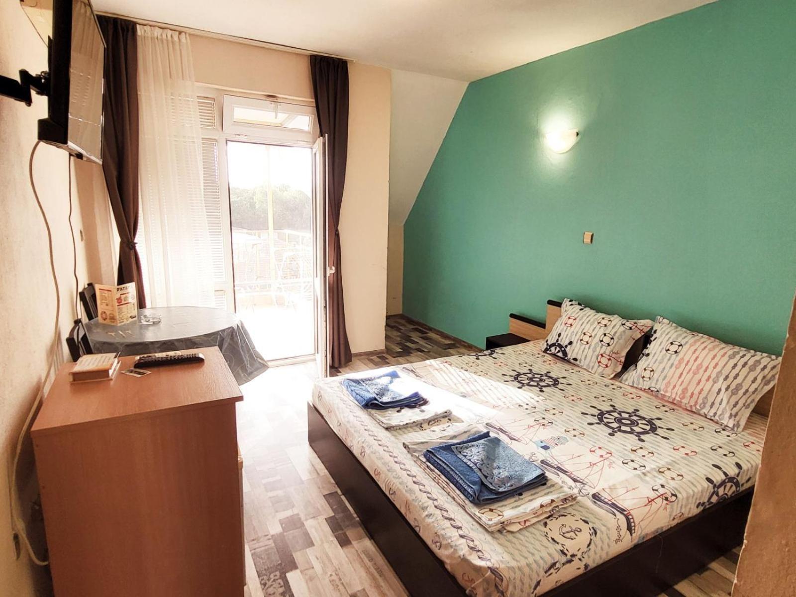 Kazlarov Guest House Kiten  Esterno foto