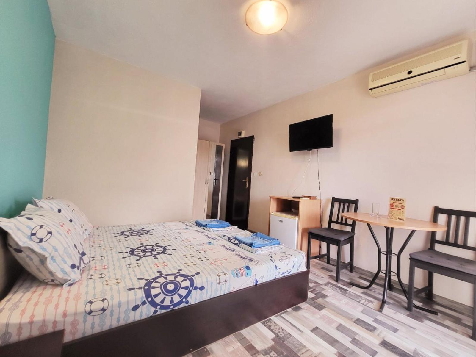 Kazlarov Guest House Kiten  Esterno foto