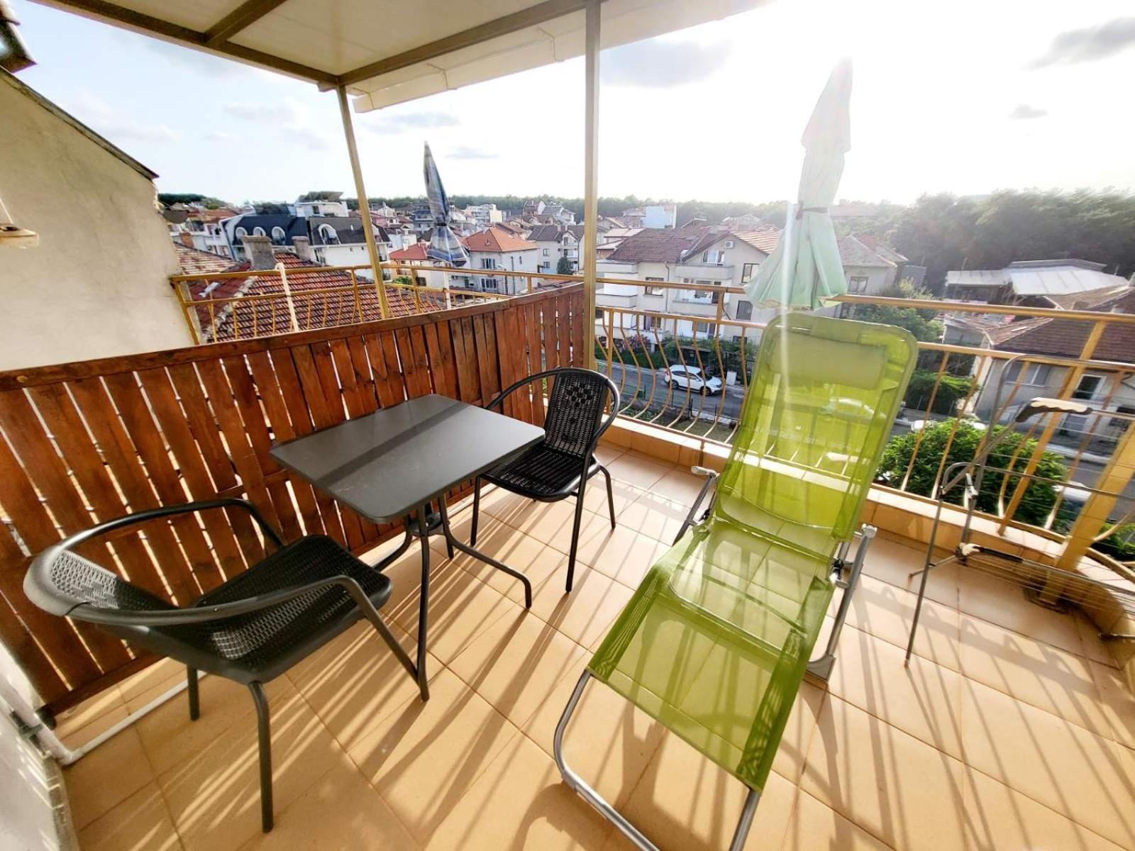 Kazlarov Guest House Kiten  Esterno foto